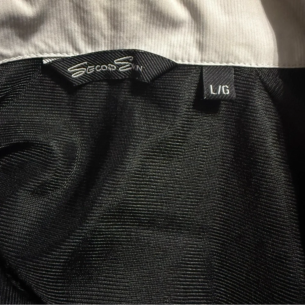 Second Skin Jacket Black Gray Pullover Windbreaker Pockets Short Sleeve